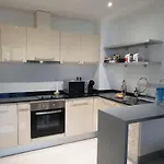 شقة The View Apartment, Terra Complex Neighbour Building *
