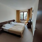 The View Apartment, Terra Complex Neighbour Building شقة *